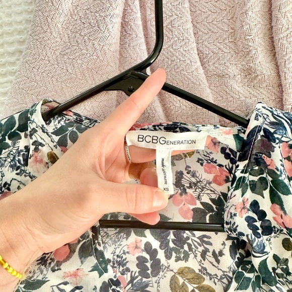 BCBG floral dress - Picture 5 of 5